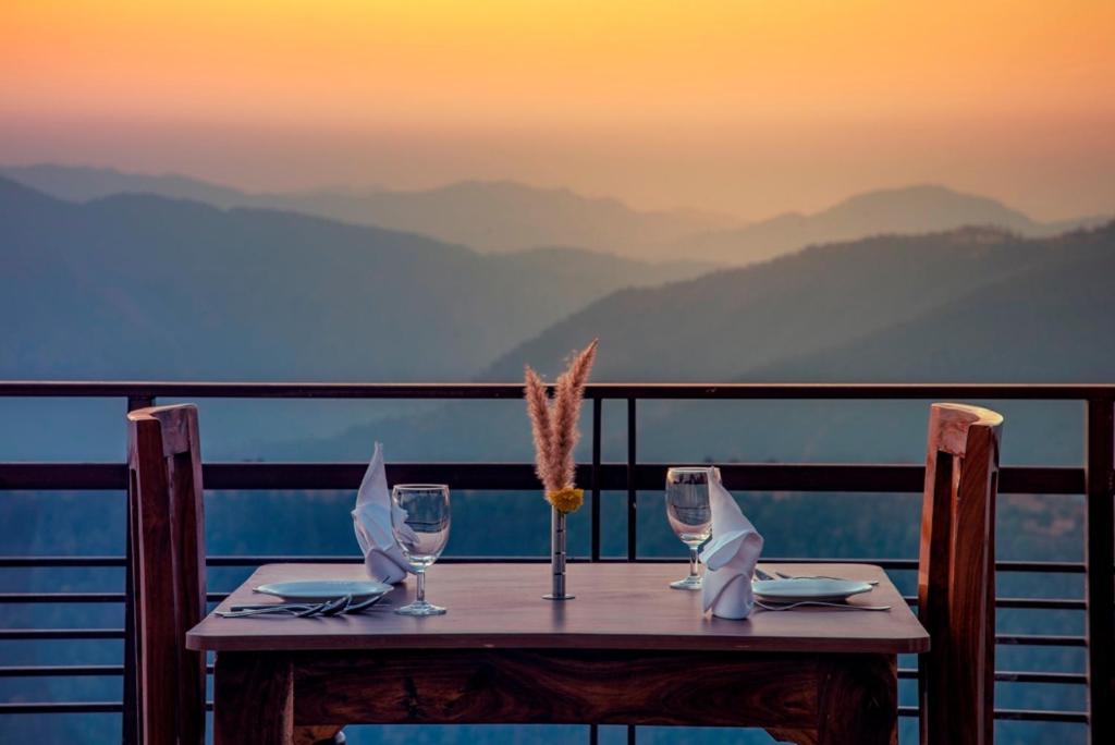 Hotel Vista Elite Chail Exterior foto